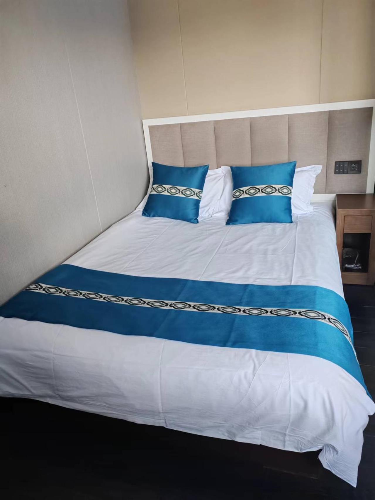 Beijing Tangfu Hotel - Located In The City Center Adjacent To The Subway Station Close To Nanluoguxiang Gulou Lama Temple Tiananmen Square Forbidden City Temple Of Heaven Providing Laundry Car Rental And Ticketing Services Eksteriør billede