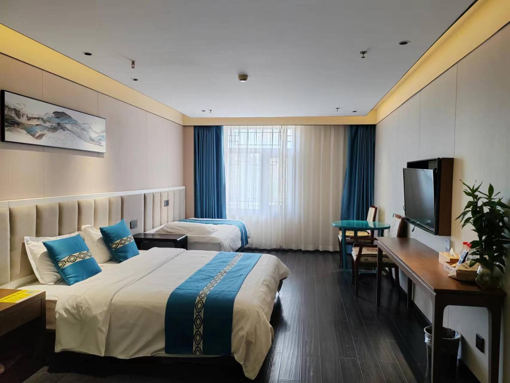 Beijing Tangfu Hotel - Located In The City Center Adjacent To The Subway Station Close To Nanluoguxiang Gulou Lama Temple Tiananmen Square Forbidden City Temple Of Heaven Providing Laundry Car Rental And Ticketing Services Eksteriør billede