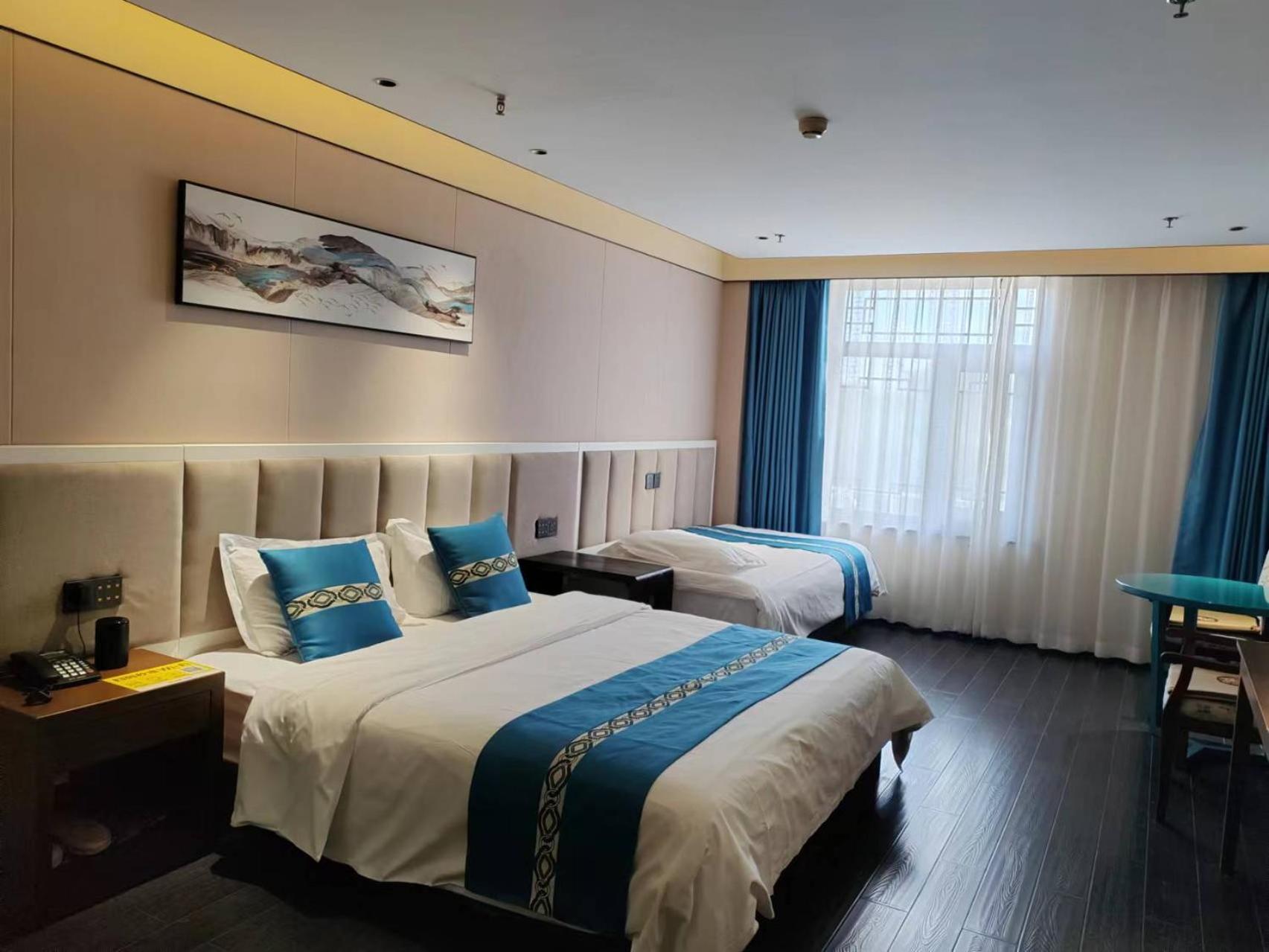 Beijing Tangfu Hotel - Located In The City Center Adjacent To The Subway Station Close To Nanluoguxiang Gulou Lama Temple Tiananmen Square Forbidden City Temple Of Heaven Providing Laundry Car Rental And Ticketing Services Eksteriør billede