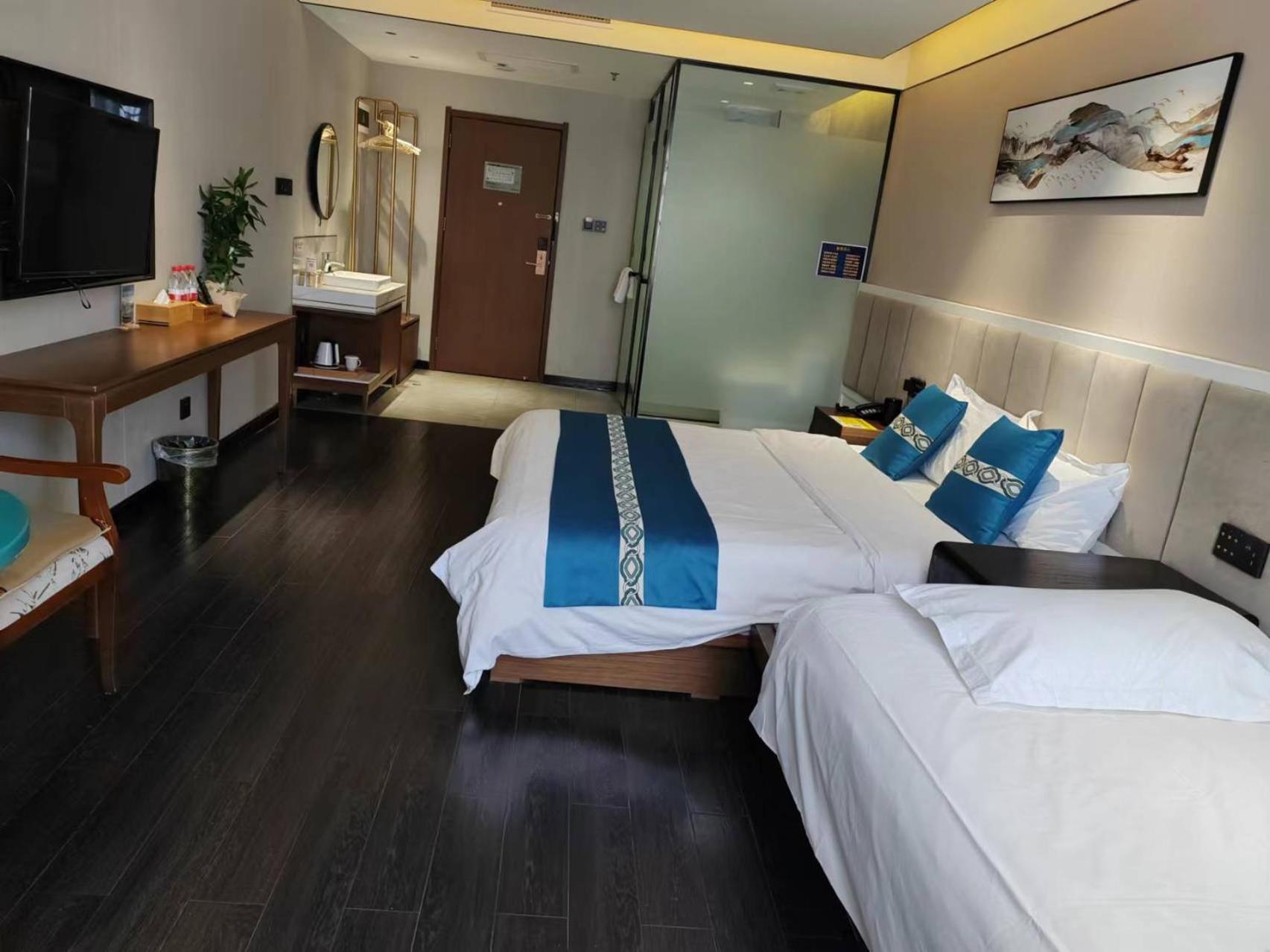Beijing Tangfu Hotel - Located In The City Center Adjacent To The Subway Station Close To Nanluoguxiang Gulou Lama Temple Tiananmen Square Forbidden City Temple Of Heaven Providing Laundry Car Rental And Ticketing Services Eksteriør billede