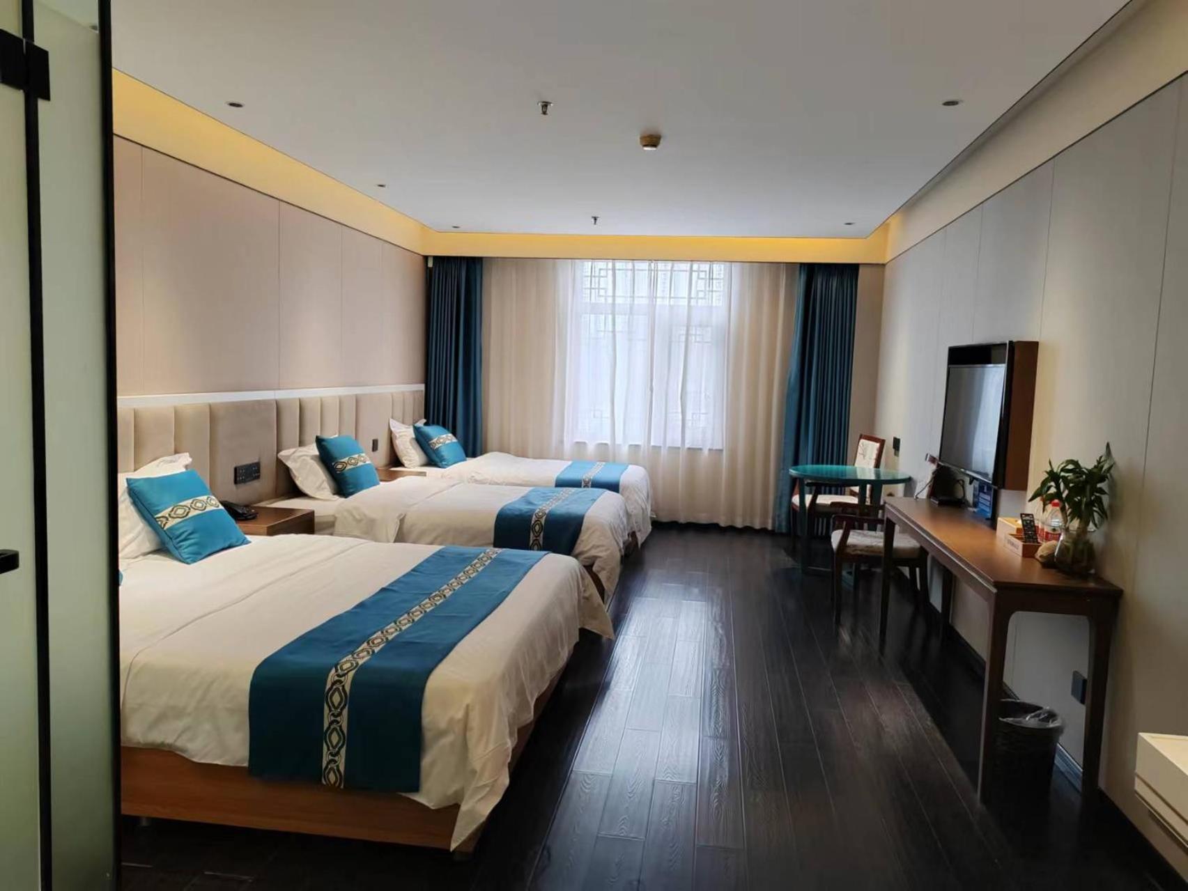 Beijing Tangfu Hotel - Located In The City Center Adjacent To The Subway Station Close To Nanluoguxiang Gulou Lama Temple Tiananmen Square Forbidden City Temple Of Heaven Providing Laundry Car Rental And Ticketing Services Eksteriør billede